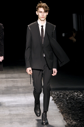Dior Homme / - 2010-2011